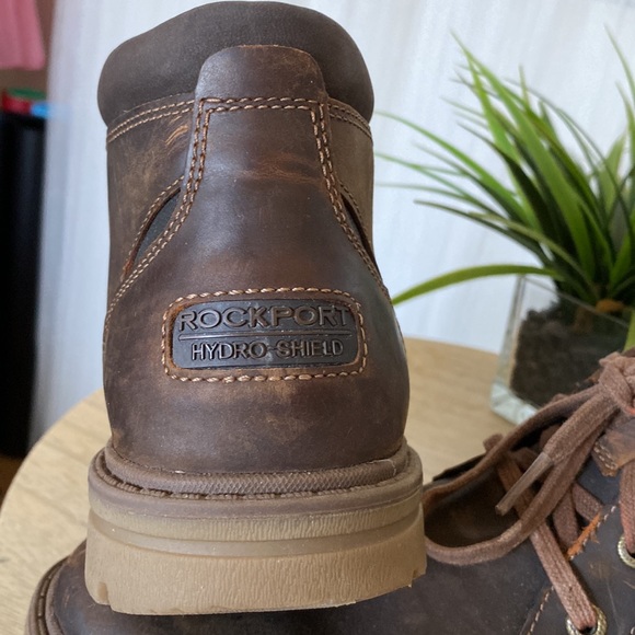 Rockport “Tough Buck Chukka”booties - Picture 11 of 17